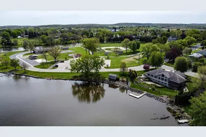 404 Sunset Court, Marshall, WI 53559 - Photo 5