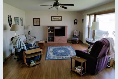 24 4th Street, Montello, WI 53949 - Photo 3
