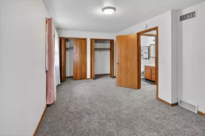 2660-2658 Chesapeake Drive, Fitchburg, WI 53719 - Photo 43