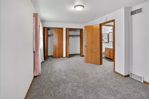 2660-2658 Chesapeake Dr, Fitchburg, WI 53719 - Photo 43