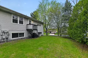 2660-2658 Chesapeake Dr, Fitchburg, WI 53719 - Photo 7