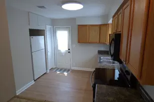 220 Trush Ct, Beloit, WI 53511 - Photo 3