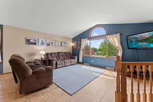 2366 Reinhardt Ct, Reedsburg, WI 53959 - Photo 9