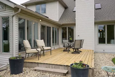 2717 Olin Way, Sun Prairie, WI 53590 - Photo 5
