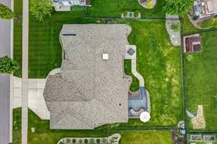 2610 Genevieve Way, Waunakee, WI 53597 - Photo 85