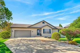 806 Longwood Dr, Oregon, WI 53575 - Photo 35