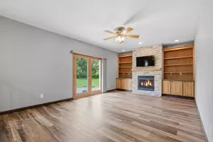 8813 Nelson Crossing, Verona, WI 53593 - Photo 13