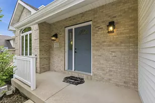 8813 Nelson Crossing, Verona, WI 53593 - Photo 9