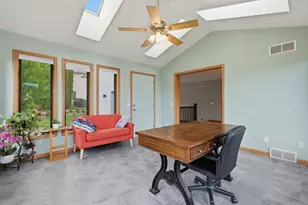 8813 Nelson Crossing, Verona, WI 53593 - Photo 11