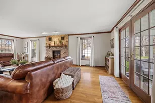 413 Park St, Cambridge, WI 53523 - Photo 9
