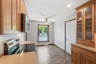 3502 Old Gate Road, Madison, WI 53704 - Photo 9