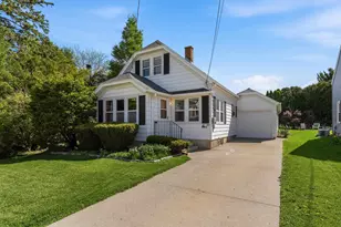 717 University Ave, Beaver Dam, WI 53916 - Photo 1