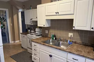 615 E Centerway, Janesville, WI 53545 - Photo 27