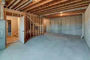 825 Vineyard Dr, Cambridge, WI 53523 - Photo 31