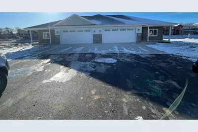 825 Vineyard Drive, Cambridge, WI 53523 - Photo 35