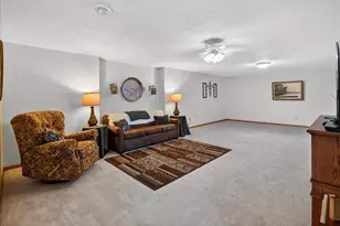 1198 Sawyer Way, Sun Prairie, WI 53590 - Photo 51
