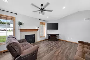 1216 Temple Dr, Mount Horeb, WI 53572 - Photo 5