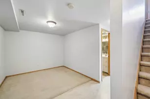 1218 Jasmine Dr, Madison, WI 53719 - Photo 59