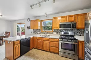 1218 Jasmine Dr, Madison, WI 53719 - Photo 31