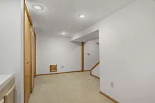 800 Clover Ln, Oregon, WI 53575 - Photo 25