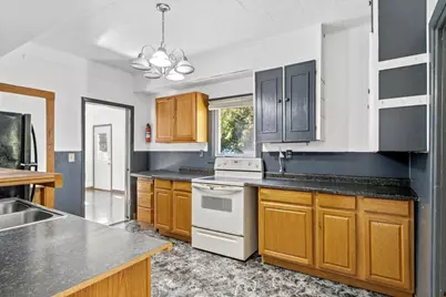 420 Madison Street, Sauk City, WI 53583 - Photo 5