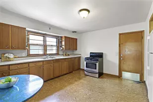 2138 E Johnson St, Madison, WI 53704 - Photo 23