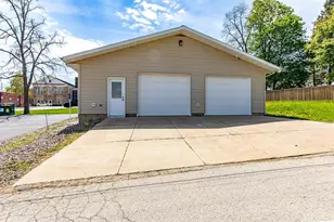 308 Montgomery St, Ridgeville, WI 53533 - Photo 1