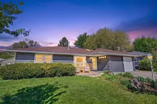 492 Hilton Dr, Madison, WI 53711 - Photo 1