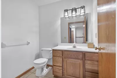 1086 Stonewood Crossing, Sun Prairie, WI 53590 - Photo 21