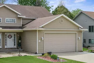 425 14th Ave, Baraboo, WI 53913 - Photo 5
