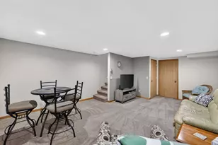 207 Brookwood Dr, Mount Horeb, WI 53572 - Photo 17