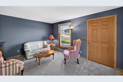 207 Brookwood Drive, Mount Horeb, WI 53572 - Photo 5