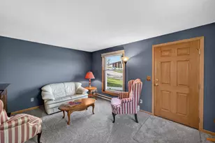 207 Brookwood Dr, Mount Horeb, WI 53572 - Photo 5