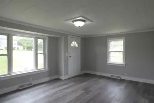 2448 Forest Ave, Beloit, WI 53511 - Photo 5