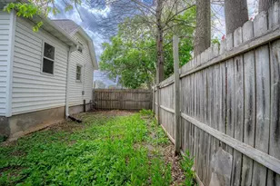 403 1st St, Baraboo, WI 53913 - Photo 37