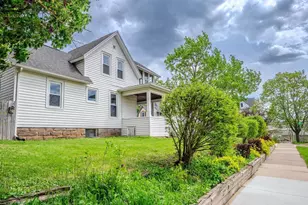 403 1st St, Baraboo, WI 53913 - Photo 5