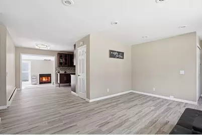 5313 Starker Avenue, Madison, WI 53716 - Photo 9