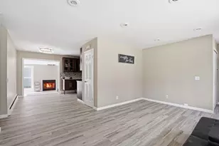5313 Starker Ave, Madison, WI 53716 - Photo 9