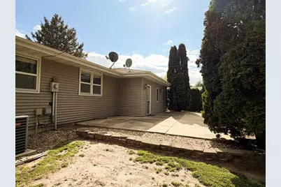 1214 Hillcrest Road, Black Earth, WI 53515 - Photo 5