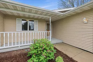 310 Forest St, Fox Lake, WI 53933 - Photo 3