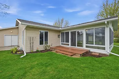 310 Forest Street, Fox Lake, WI 53933 - Photo 5