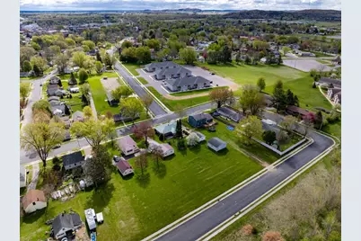 305 Arlington Avenue, Mauston, WI 53948 - Photo 25