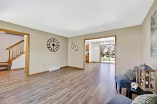 668 Ruxton Ridge Dr, Sun Prairie, WI 53590 - Photo 7