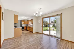 668 Ruxton Ridge Dr, Sun Prairie, WI 53590 - Photo 13