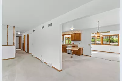 506 Valley Road, Madison, WI 53714 - Photo 13