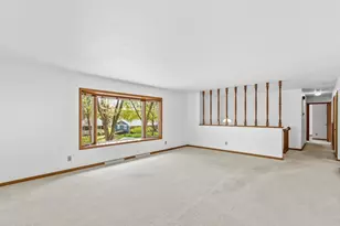 506 Valley Rd, Madison, WI 53714 - Photo 11