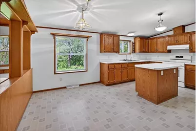 6610 Cemetery Road, Sun Prairie, WI 53590 - Photo 25