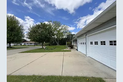 1404 29th Avenue, Monroe, WI 53566 - Photo 9
