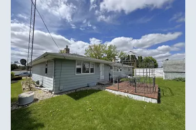 1404 29th Avenue, Monroe, WI 53566 - Photo 7
