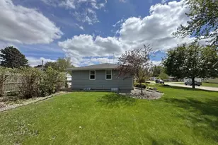 1404 29th Ave, Monroe, WI 53566 - Photo 5